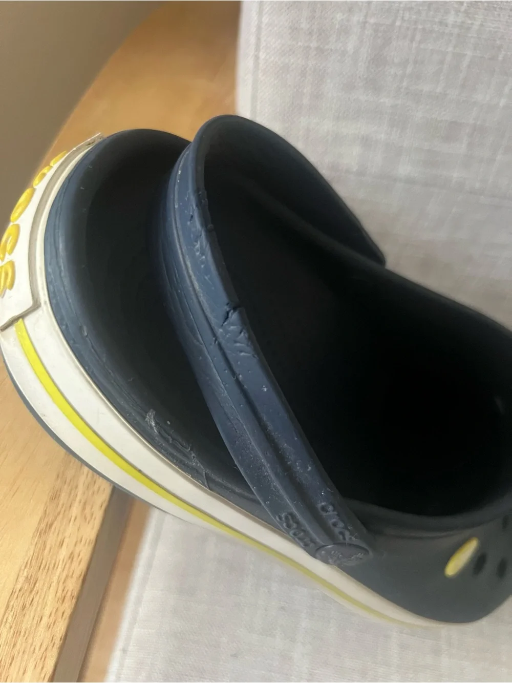 CROCS Crocband Navy Clogs w/strap, men’s 10, lightweight casual